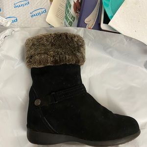 Blondo brand wool lined winter boots. Size 9.5